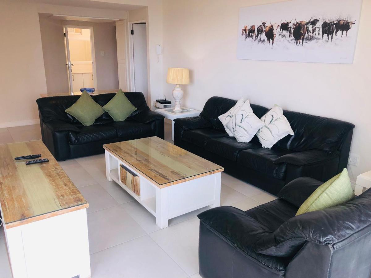 22 Kyalanga Beachfront Apartment Durban Exterior photo